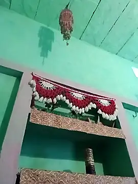 Snapshot of Idhika_Jha chatting on October 2025 03:39:02 AM Idhika Jha online show from October 2025 03:39:02 AM