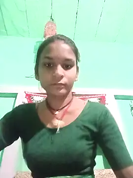 Snapshot of Idhika_Jha chatting on October 2025 12:33:01 AM Idhika Jha online show from October 2025 12:33:01 AM