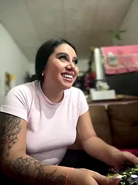 Sophie Dreamss online show from November 2025 12:10:01 AM