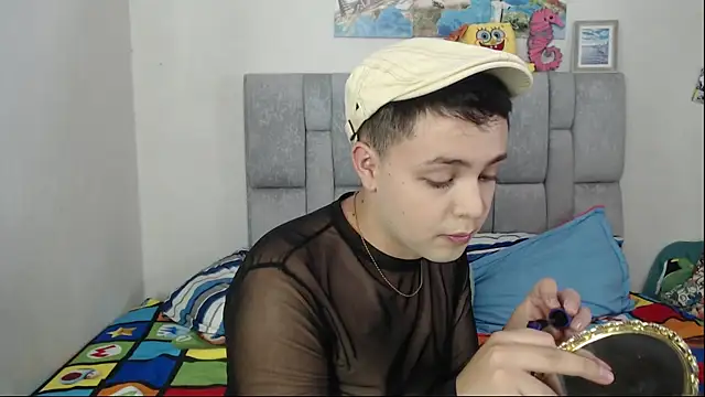 Snapshot of christopher_Hot chatting on November 2025 08:20:01 PM christopher Hot online show from November 2025 08:20:01 PM