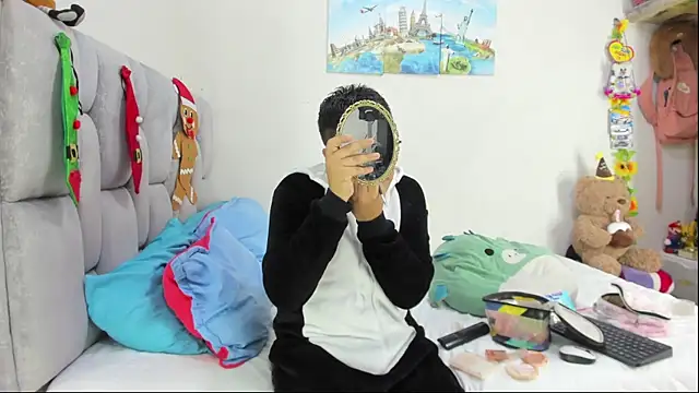 Snapshot of christopher_Hot chatting on January 2026 11:07:01 PM christopher Hot online show from January 2026 11:07:01 PM