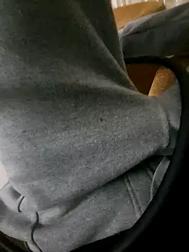 Snapshot of LuciousLyon chatting on October 2025 10:44:02 PM LuciousLyon online show from October 2025 10:44:02 PM