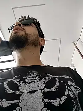 Snapshot of roxyrougee chatting on October 2025 02:50:01 PM roxyrougee online show from October 2025 02:50:01 PM