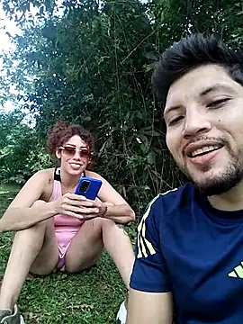 Snapshot of roxyrougee chatting on October 2025 01:45:02 PM roxyrougee online show from October 2025 01:45:02 PM