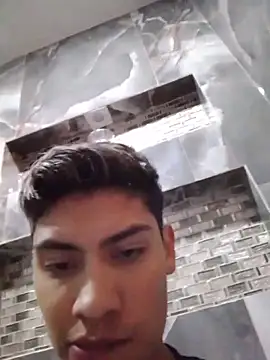 aispuro8505 online show from February 2026 07:18:01 AM