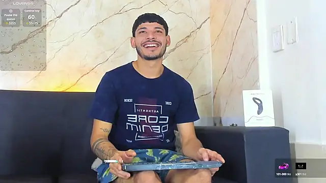 Golldens Dreamss online show from September 2025 07:52:01 PM