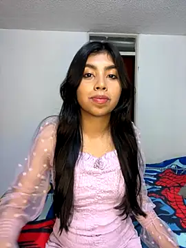 Snapshot of DianeSuns_ chatting on October 2025 01:06:01 AM DianeSuns online show from October 2025 01:06:01 AM