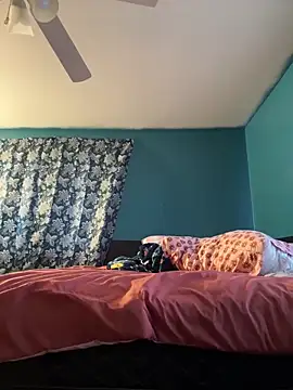 AlexR9700 online show from September 2025 05:47:02 PM