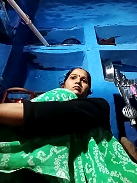 Jooli xx online show from October 2025 12:39:02 PM