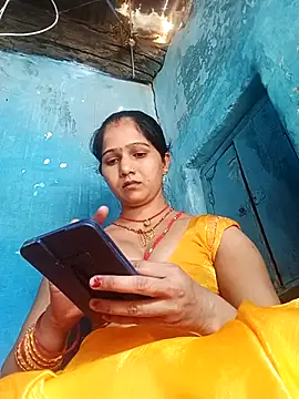 Jooli xx online show from April 2026 04:14:02 AM