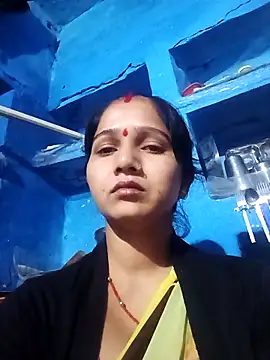 Jooli xx online show from May 2026 02:41:01 AM