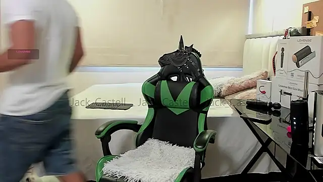 Jack castell online show from March 2026 10:58:02 PM