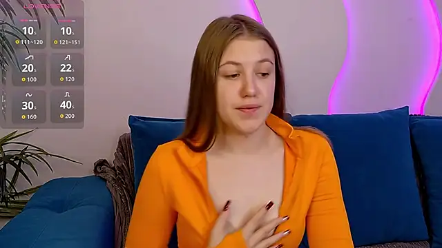 Snapshot of MelanieHenders chatting on September 2025 05:39:02 AM MelanieHenders online show from September 2025 05:39:02 AM