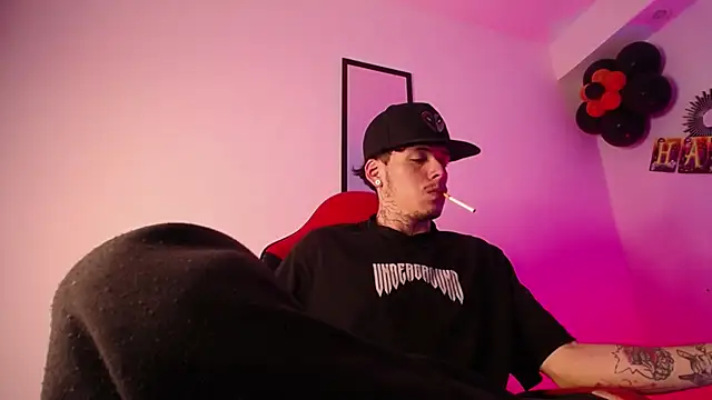 Anhonymus  online show from October 2025 03:51:02 AM