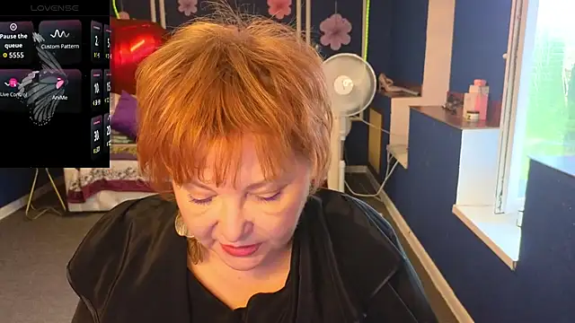 Kira Kenett online show from May 2026 05:36:02 AM