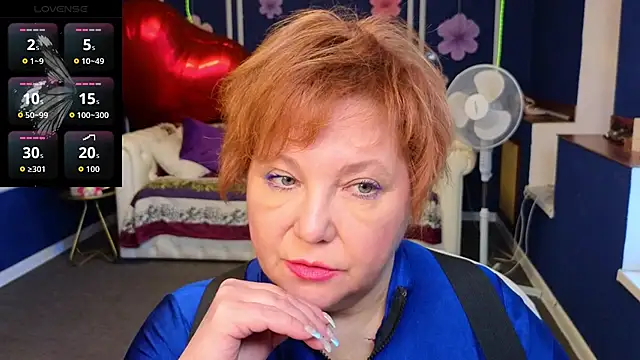 Kira Kenett online show from May 2026 05:04:02 AM