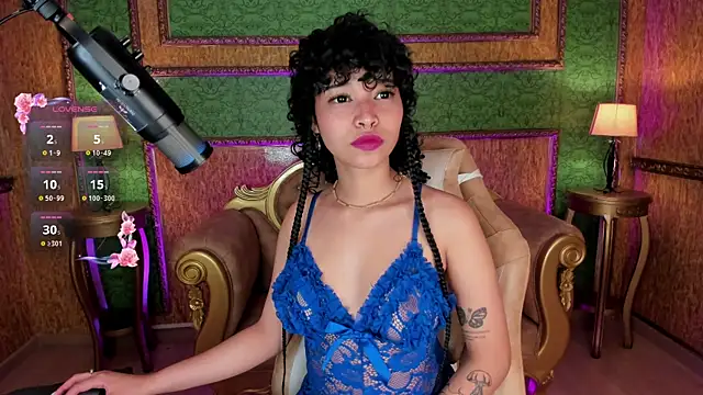 DaniCollinn  online show from October 2025 08:59:01 PM