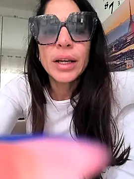 sexy7883 online show from February 2025 07:04:02 AM