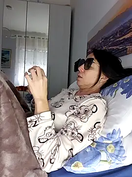 sexy7883 online show from February 2025 07:11:01 AM