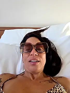 sexy7883 online show from October 2025 04:50:01 PM