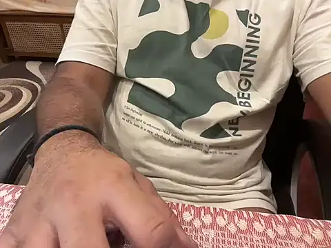 Snapshot of BobgaBonga chatting on November 2025 05:12:02 PM BobgaBonga online show from November 2025 05:12:02 PM