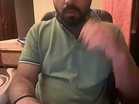 Snapshot of BobgaBonga chatting on November 2025 07:14:01 PM BobgaBonga online show from November 2025 07:14:01 PM