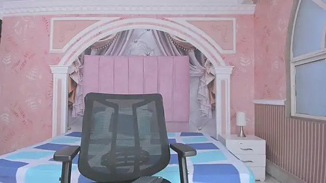 Ivy rae xxx online show from December 2025 12:34:02 PM