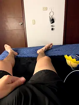 Snapshot of liamty_luxor chatting on October 2025 03:41:02 AM liamty luxor online show from October 2025 03:41:02 AM