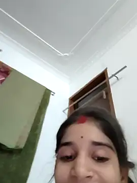 Hot-Soniya2 online show from October 2025 05:22:02 PM