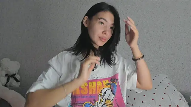 Snapshot of ArianaWalker77 chatting on October 2025 03:23:02 AM ArianaWalker77 online show from October 2025 03:23:02 AM