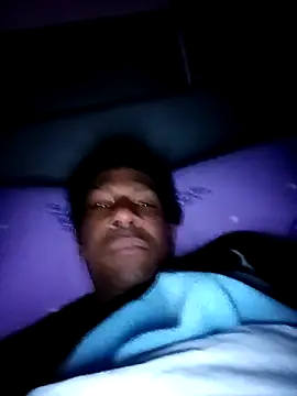 estrogeni online show from March 2026 09:21:02 PM