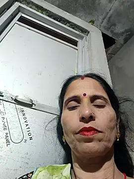 Snapshot of Hot_liya54 chatting on October 2025 07:45:02 PM Hot liya54 online show from October 2025 07:45:02 PM