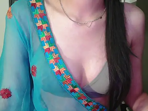 Snapshot of cute_seemu chatting on April 2026 04:46:01 AM cute seemu online show from April 2026 04:46:01 AM