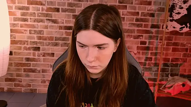 AliceCUNTach online show from November 2025 05:06:01 AM