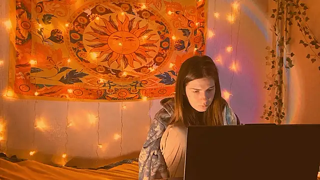 AliceCUNTach online show from February 2026 05:04:01 AM