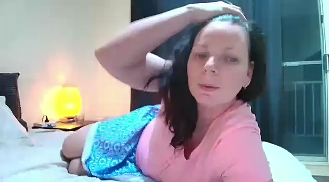 Snapshot of aussiepeaches chatting on January 2025 10:29:02 AM aussiepeaches online show from January 2025 10:29:02 AM