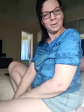 Snapshot of aussiepeaches chatting on February 2025 02:45:01 AM aussiepeaches online show from February 2025 02:45:01 AM