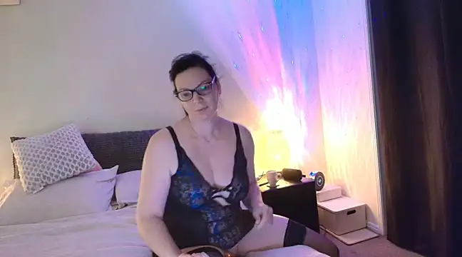 Snapshot of aussiepeaches chatting on February 2025 11:06:02 AM aussiepeaches online show from February 2025 11:06:02 AM