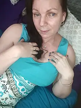 Snapshot of aussiepeaches chatting on September 2025 12:29:02 PM aussiepeaches online show from September 2025 12:29:02 PM