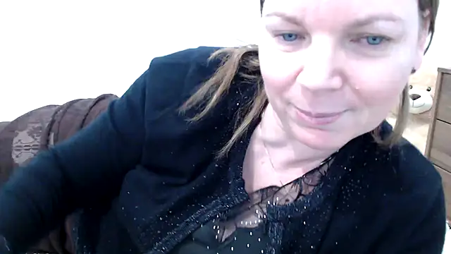 aussiepeaches online show from July 2026 12:39:02 AM