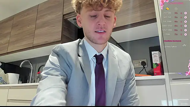 DominantAlex18 online show from December 2025 04:12:02 PM