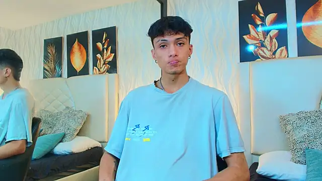 Lean Portman online show from September 2025 08:41:01 PM