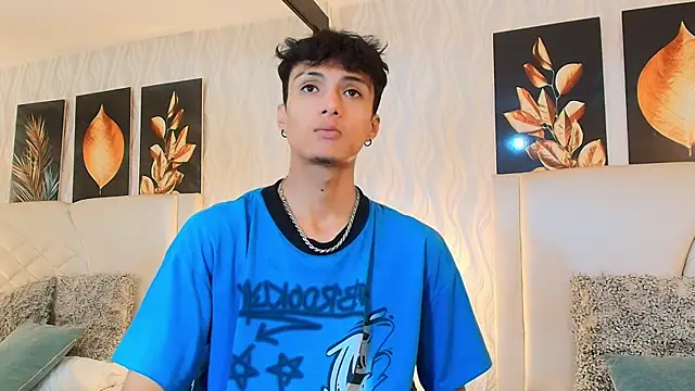 Lean Portman online show from October 2025 08:28:02 PM