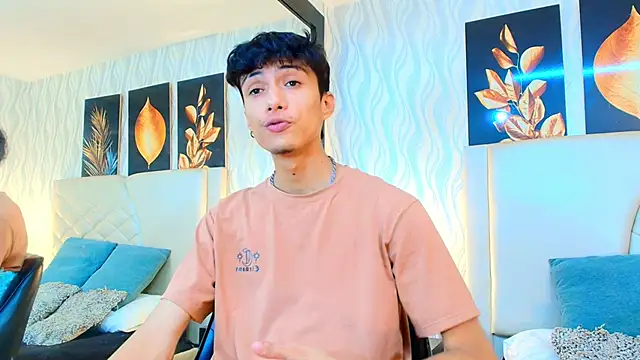 Lean Portman online show from October 2025 08:22:01 PM