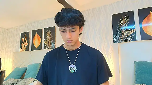 Lean Portman online show from February 2026 08:58:01 PM