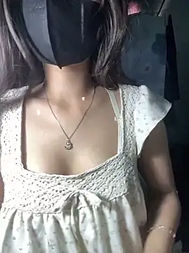 Fin-xinh18 online show from October 2025 07:39:02 AM