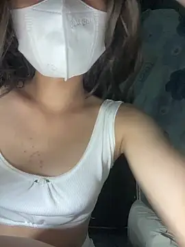 Fin-xinh18 online show from October 2025 04:07:02 PM