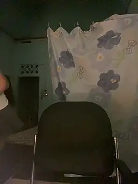 Fin-xinh18 online show from October 2025 03:46:02 PM