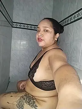 Angelly ricura online show from November 2025 02:09:01 PM