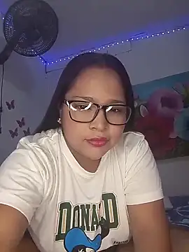 Angelly ricura online show from May 2026 04:35:02 PM